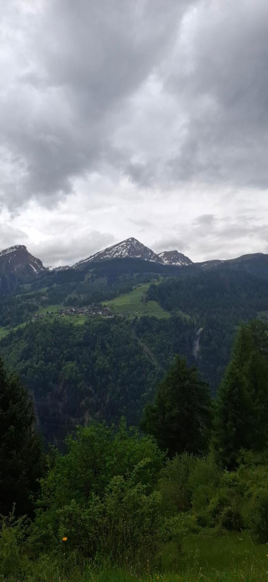 Fewo D'Rock Arosa- Center Of Nightlife By Nature Apartments Switzerland Rom bilde